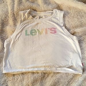 Levi Crop top